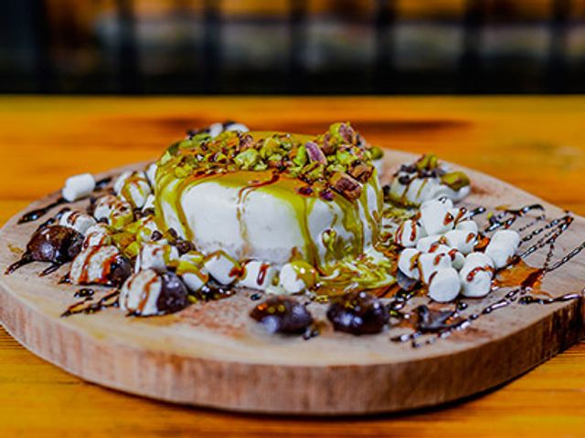 Caramel And Pistachio Madness