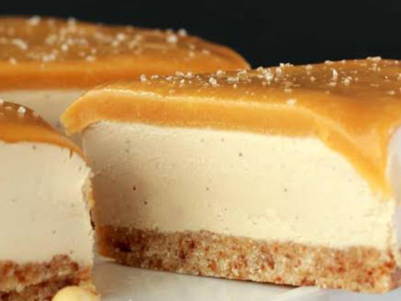 Caramel Cheesecake Slice