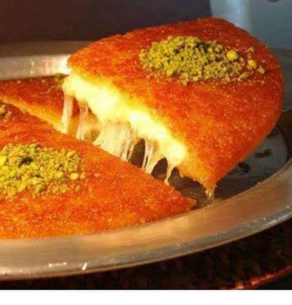 Charcoal Grilled Qeshta Konafa