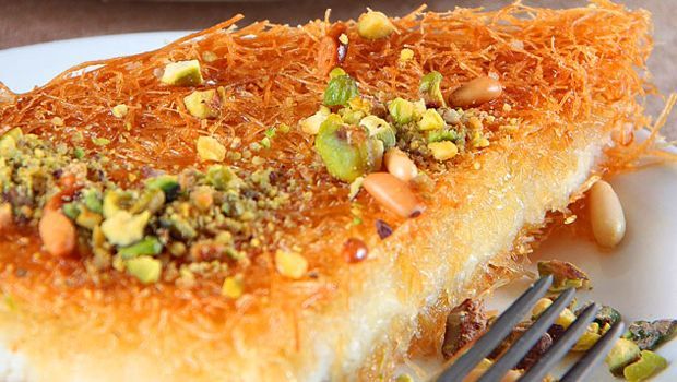Konafa with dates and cream