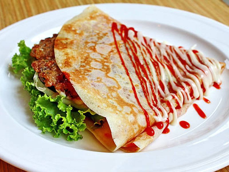 Cheese Burger Crepe
