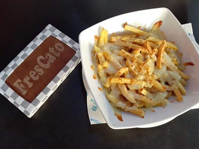 French Fries With Mozzarella Cheese