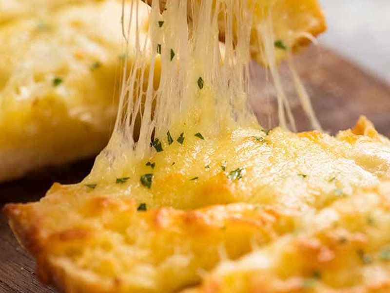 Cheese With Garlic Bread