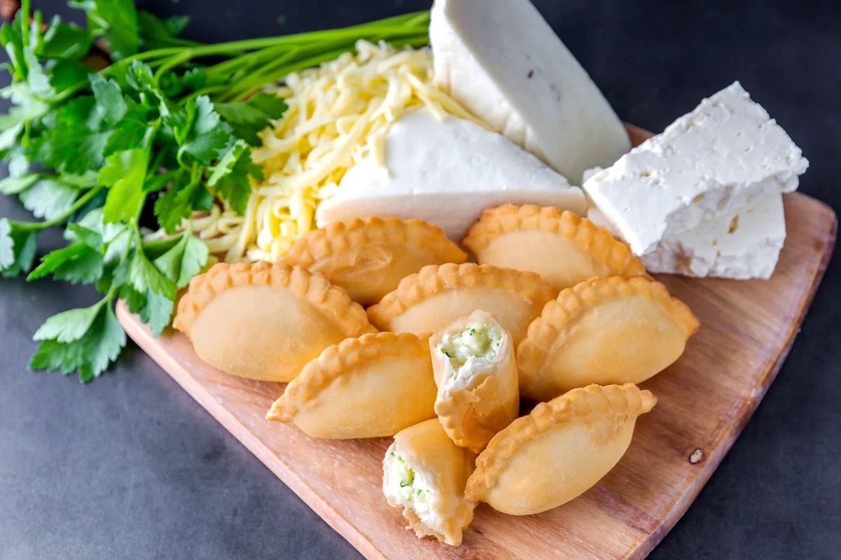 Sambusek cheese