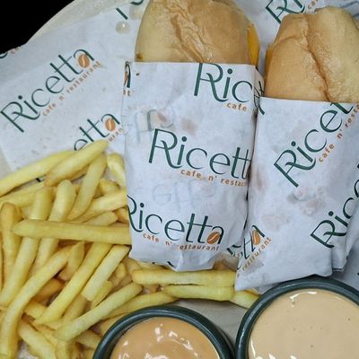 ساندويتش شريحة لحم بالجبن