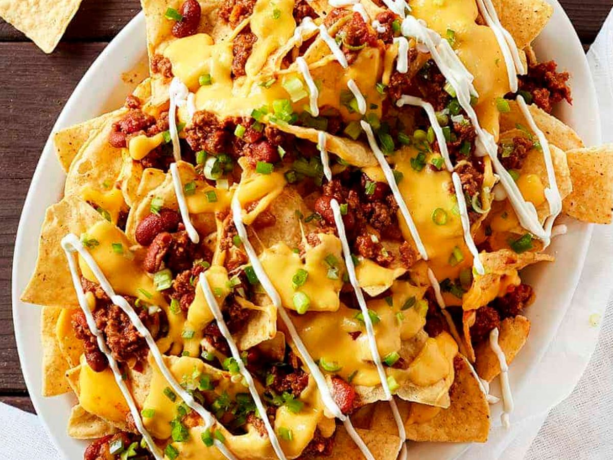 Chessy Beef Nachos