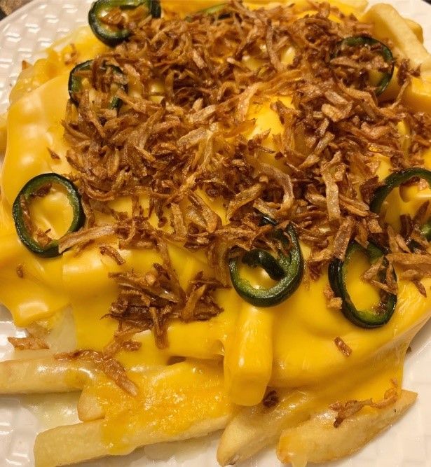 Cheesy Jalapeño Fries