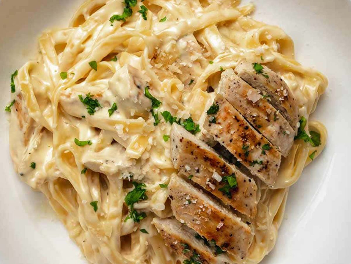 Chicken Alfredo Pasta