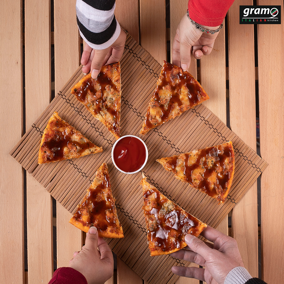 Large BBQ Chicken Pizza