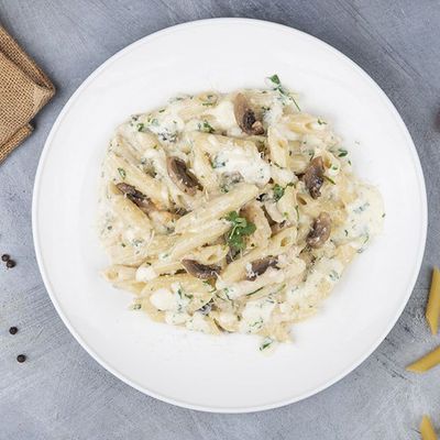 Chicken pasta with blue cheese