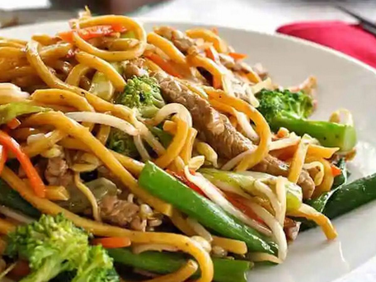 Vegetables Chicken Noodles