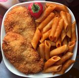 Chicken Pane And Pasta Meal