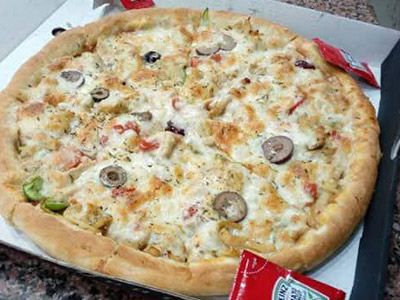 Chicken Shawerma Pizza