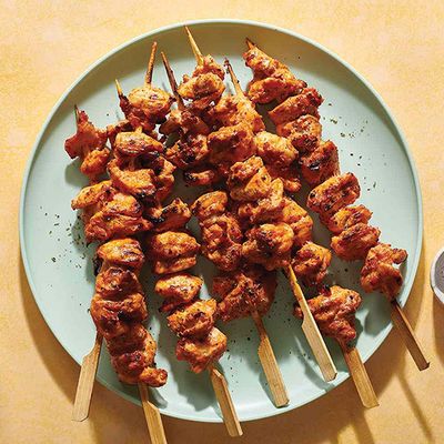 1/8 Shish + 1/8 Sausage + Rice + Salads
