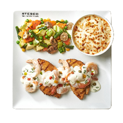 Chicken Shrimp & Salmon Sauce