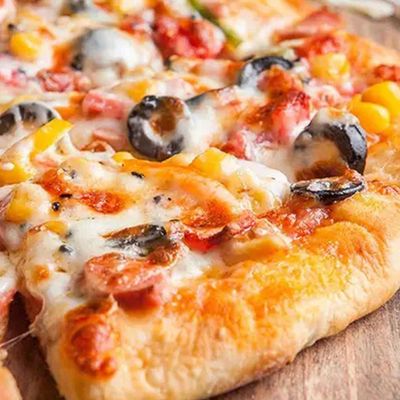 Supreme Chicken Pizza