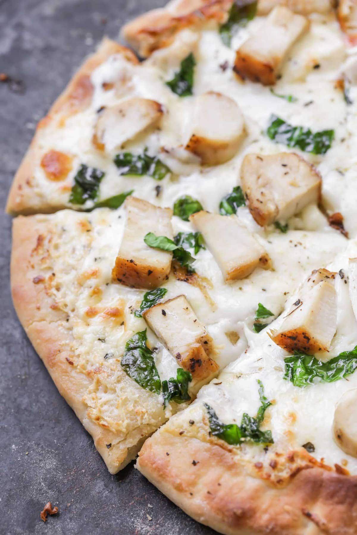 Chicken With White Sauce Pizza