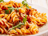 Chicken With Cheese Fusilli Pasta