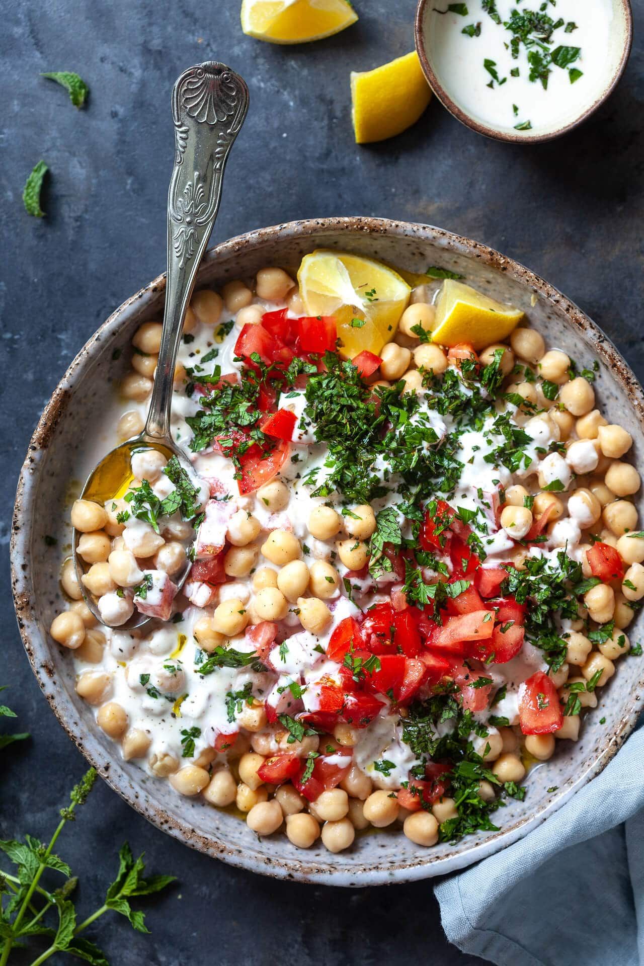 Chickpeas With Sesame Paste Salad