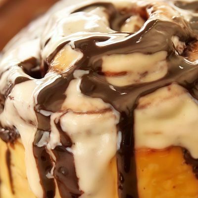Cinnabon (Chocolate)