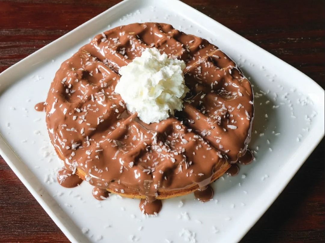 Nutella Chocolate With Ice Cream Waffle