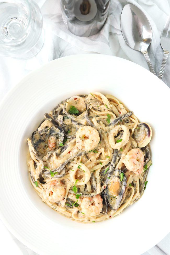 White Sauce Pasta With Seafood