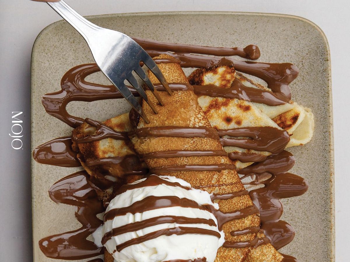 CREPE NUTELLA WITH VANILLA ICE CREAM