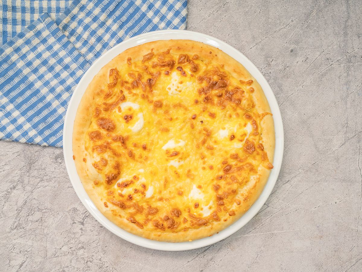 Mix cheese Italian Pizza