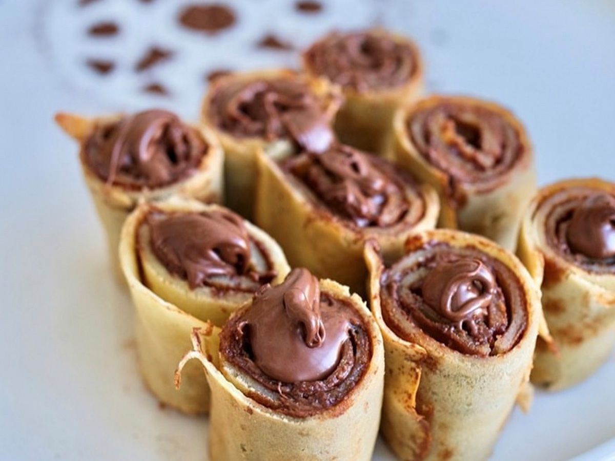 Crepe Sushi With Chocolate