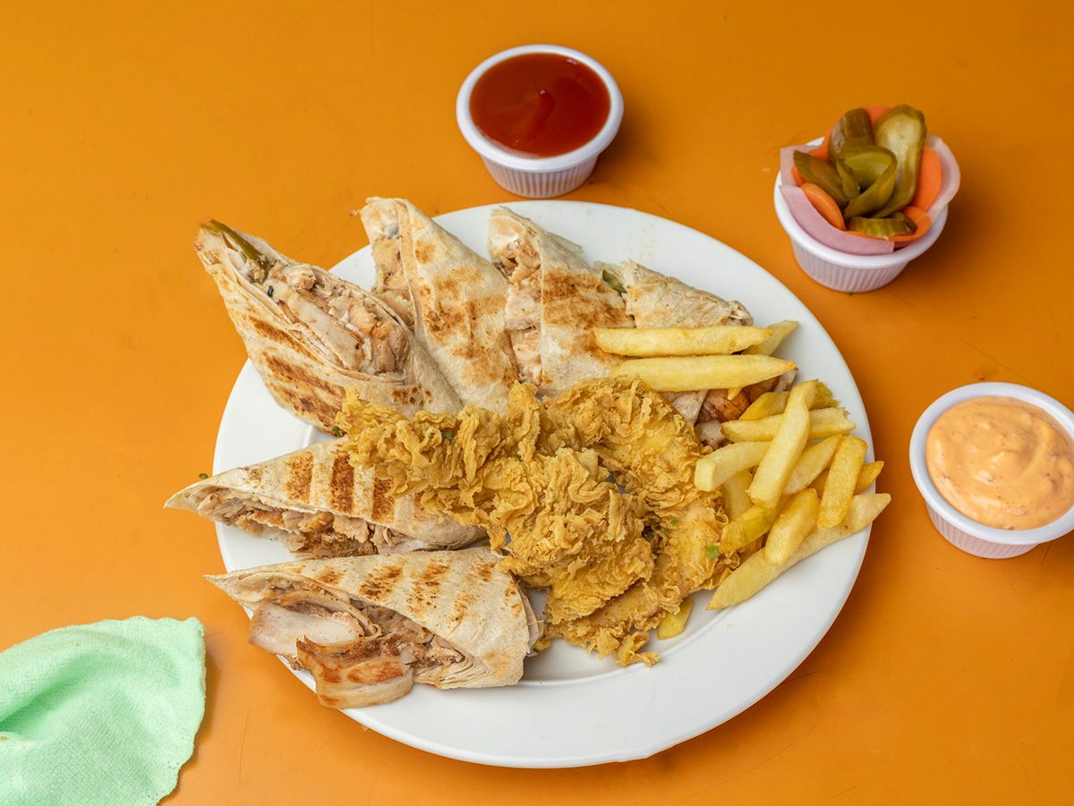 Crispy Chicken Box With Shawarma