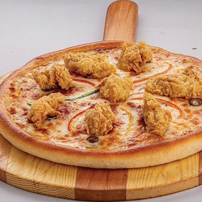 Crispy Chicken Pizza