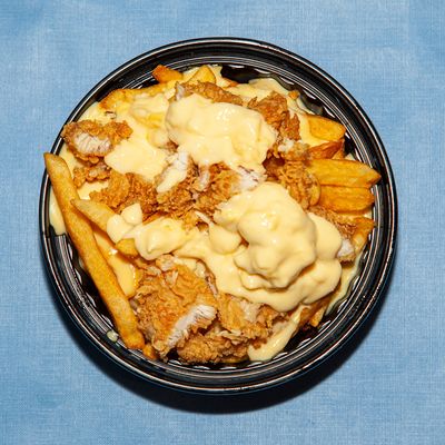 French Fries With Crispy Chicken Cheese Sauce