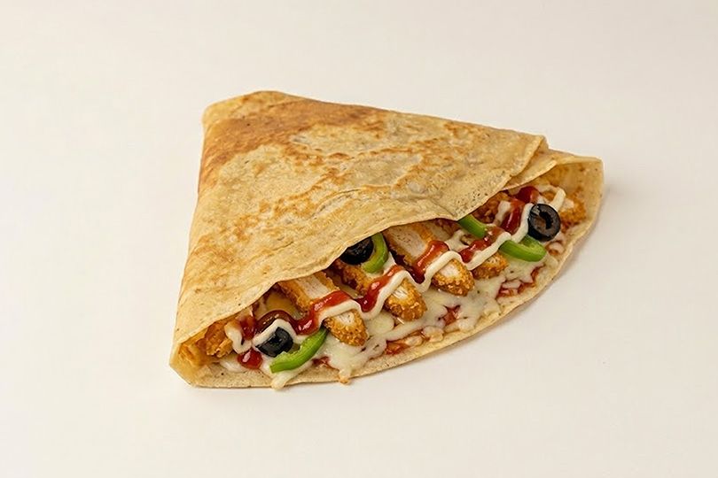 Crispy chicken pané crepe