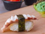 Crispy tempura salmon roll