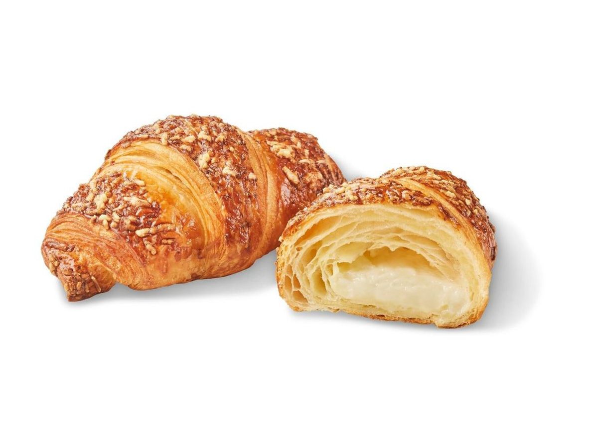 Croissant cheese