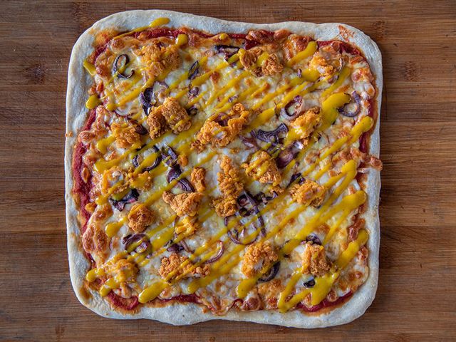 Crunchy Chicken Pizza