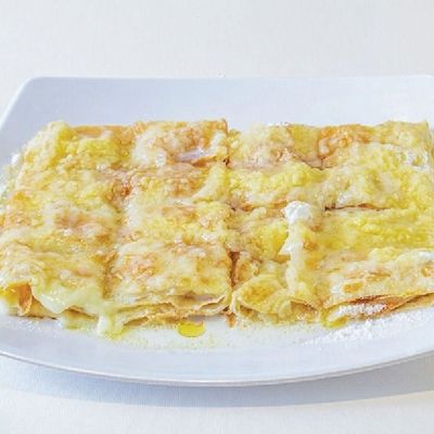 Medium custard Sweet pie