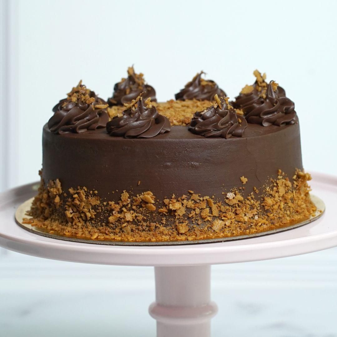 Pastel Cakes delivery in Dubai, Abu Dhabi and many other cities