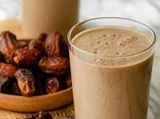 Dates With Milk