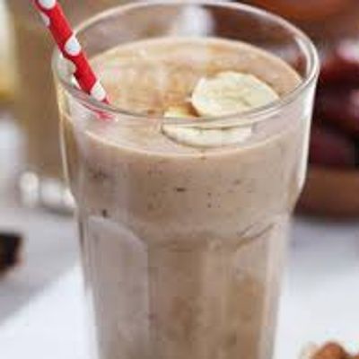 Banana Date Smoothie