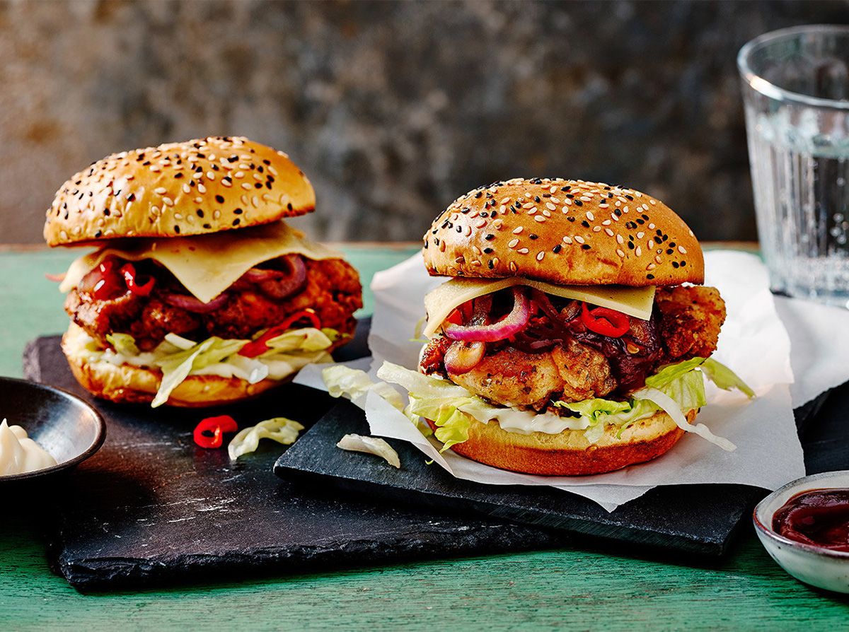 Double Spooky Chicken Burger 256 Gram