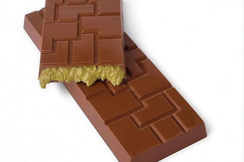 Dubai's Kunafa Pistachio Chocolate Bar