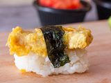 Dynamite salmon roll