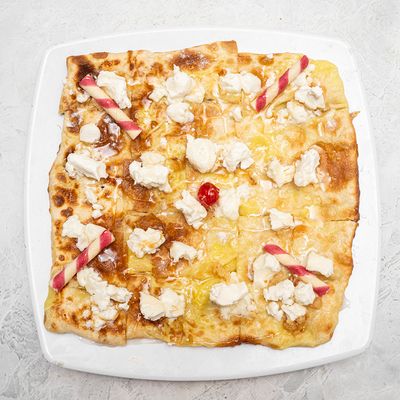 Qeshta And Honey Pie