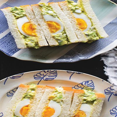 Egg avocado club sandwich
