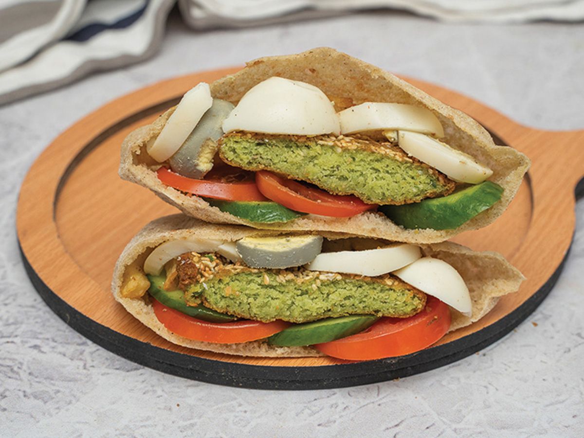 Egg Taamia sandwich