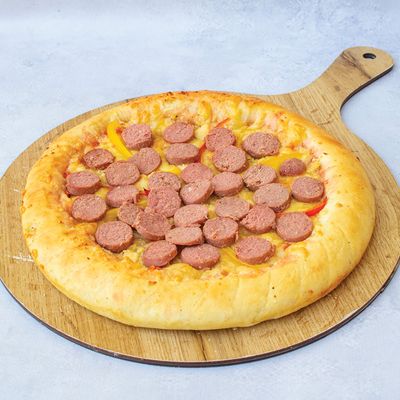 Hot dog pizza