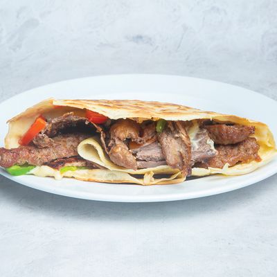 Saroukh mix meat crepe