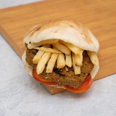 ساندويش فلافل بطاطس