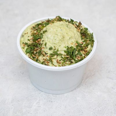علبة عجين
